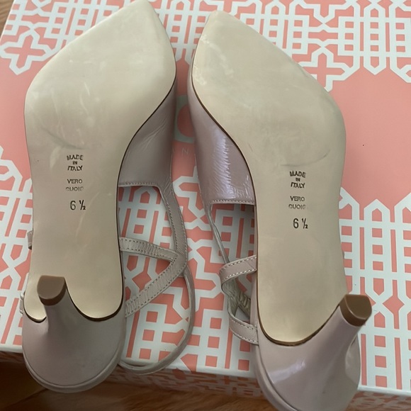 Butter sling back heals nwt - Picture 2 of 4
